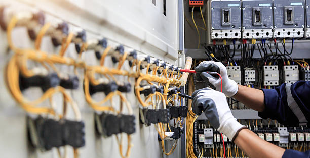 Professional Electrician technician working in Notre Dame, IN